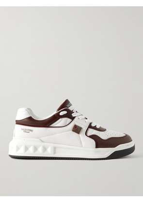 Valentino Garavani - Valentino Garavani One Stud XL Leather Sneakers - Men - Brown - EU 40