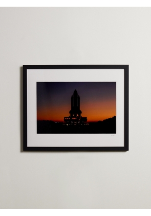 Sonic Editions - Framed 1985 Space Shuttle Atlantis Print, 16" x 20" - Men - Black