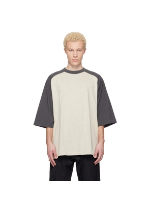 Fear of God ESSENTIALS Gray Signature Baseball T-shirt