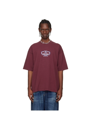 VETEMENTS Burgundy 'Brugge' Tourist T-shirt