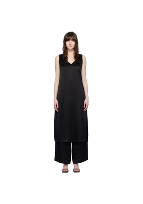 Elleme Black V-Neck Midi Dress