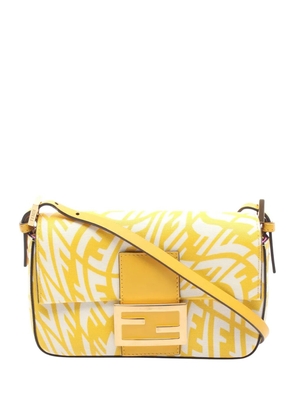 Fendi Pre-Owned 2010-2026 Sarah Coleman Zucca Coated Canvas 1997 Vertigo Baguette shoulder bag - Yellow