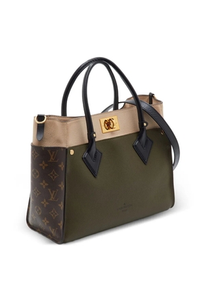 Louis Vuitton Pre-Owned MM On My Side monogram canvas tote bag - Green