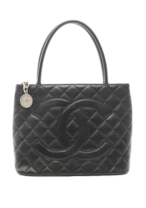 CHANEL Pre-Owned 2000-2002 Caviar Medallion tote bag - Black