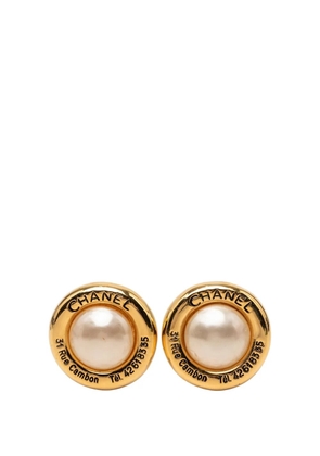 CHANEL Pre-Owned 1980-1990 Gold Plated Faux Pearl 31 Rue Cambon Clip on Earrings costume earrings
