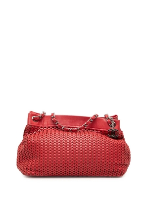 CHANEL Pre-Owned 2004-2005 Woven Caviar CC Charm tote bag - Red