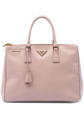 Prada Pre-Owned 2013-2026 Large Saffiano Lux Galleria Double Zip satchel - Brown