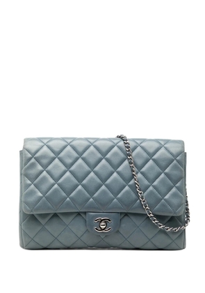 CHANEL Pre-Owned 2012-2013 CC Quilted Lambskin Flap Clutch with Chain shoulder bag - Blue