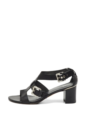 Stuart Weitzman buckle-detail sandals - Black