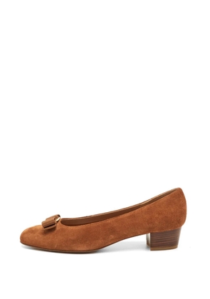 Ferragamo Pre-Owned Vara bow flat pumps - Brown