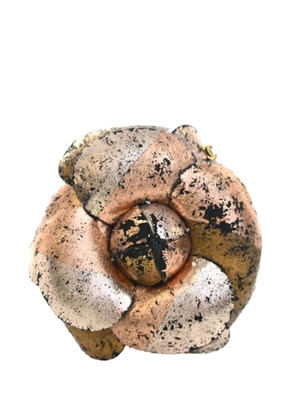 CHANEL Pre-Owned 2023 CC Metallic Canvas Camellia Brooch costume brooch - Pink