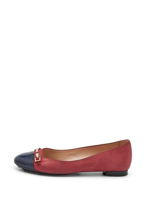 Tod's Vintage cap-toe buckle ballet flats - Red