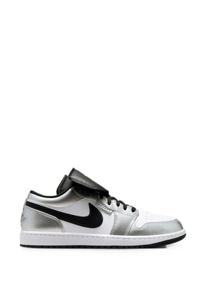 Jordan Air Jordan 1 Low SE sneakers - White