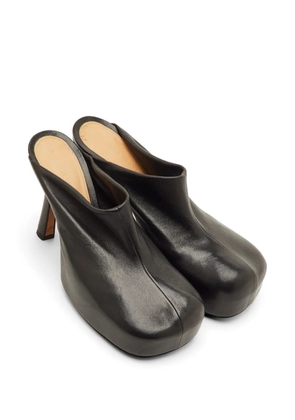 Bottega Veneta Pre-Owned Dot square toe mules - Black