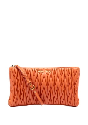 Miu Miu Pre-Owned 2010-2026 Matelasse Nappa clutch bag - Orange