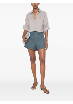 the M.. elasticated-waistband patch-pocket shorts - Blue