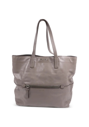 Miu Miu Pre-Owned logo-plaque leather tote bag - Grey