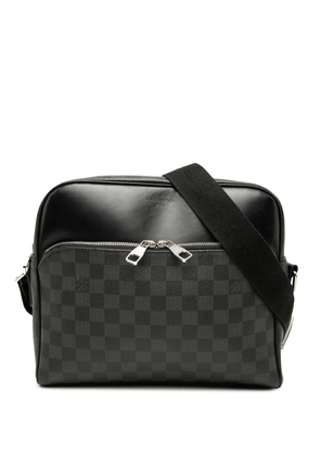 Louis Vuitton Pre-Owned 2016 Damier Graphite Dayton Reporter MM crossbody bag - Black