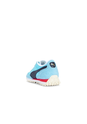 Puma Select Easy Rider Vintage Sneakers in Blue. Size 6. Also in 6.5, 7, 7.5, 8, 8.5, 9, 10.