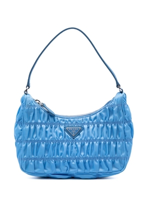 Prada Pre-Owned 2019-2026 Tessuto Gaufre Re Edition shoulder bag - Blue
