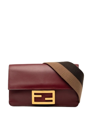 Fendi Pre-Owned 2010-2026 Mini Leather Flat Baguette crossbody bag - Red