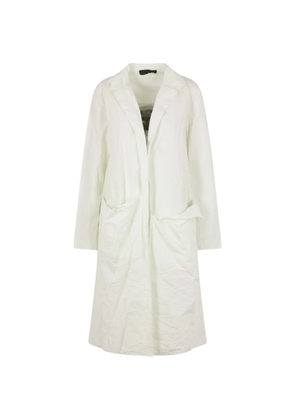 Maria Calderara crinkled-finish pin-fastening coat - White