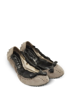 Tod's Vintage tassel scrunched ballet flats - Neutrals