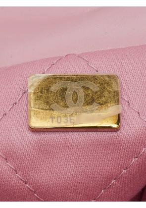 CHANEL Pre-Owned Quilted 22 shoulder bag - Pink