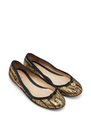 Fendi Pre-Owned embossed ballet flats - Gold