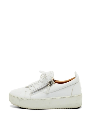 Giuseppe Zanotti Vintage Frankie low-top platform sneakers - White