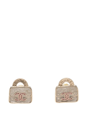 CHANEL Pre-Owned 2021 CC Brass Resin Strass Top Handle Bag Push Back Earrings costume earrings - Gold