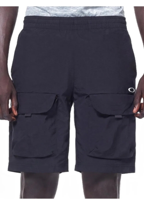 Oakley Enhance FGL cargo-pocket shorts - Black