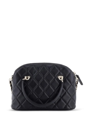 CHANEL Pre-Owned CC Dome Zip Shopping Bag Quilt Lambskin Mini crossbody bag - Black