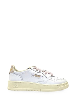 Autry Medalist perforated leather sneakers - White