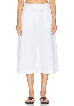 JACQUEMUS Le Short Marin in White - White. Size 34 (also in 36, 40, 42).