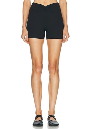 437 The Scrunch Short in Black - Black. Size L (also in XS, S, M, XL).