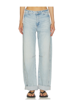 AG Jeans Mercer Barrel Jean in Blue. Size 23. Also in 26, 24, 25, 27, 28, 29, 30, 31, 32.