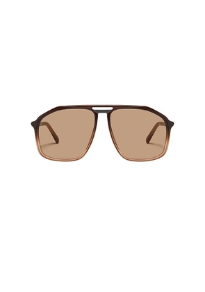 Quay Studio Sesh Sunglasses in Brown.