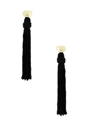 SHASHI Maxine Earring in Black.