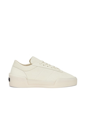 Fear of God Aerobic Low Sneaker in Aerobic Low Nubuck Cream - Cream. Size 44 (also in ).