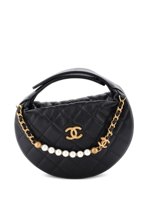 CHANEL Pre-Owned Single Pearl Chain Pouch Quilted Caviar hobo bag - Black