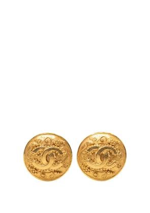 CHANEL Pre-Owned 1996 CC Gold Plated Grapevine Round Clip On Earrings costume earrings