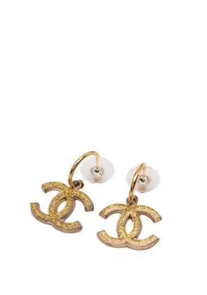 CHANEL Pre-Owned 2005 CC Gold Plated Enamel Drop Push Back Earrings costume earrings