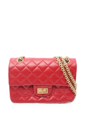 CHANEL Pre-Owned 2019 2.55 diamond-quilted mini bag - Red