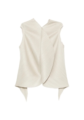 Homme Plissé Issey Miyake plissé-effect sleeveless blouse - Neutrals