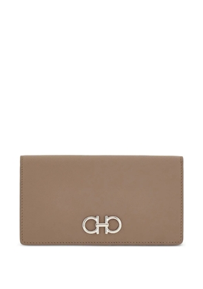Ferragamo Gancini wallet - Neutrals