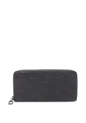 Louis Vuitton Pre-Owned 2021s Monogram leather wallet - Black