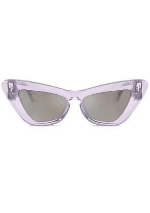 Burberry Eyewear logo-plaque sunglasses - Purple