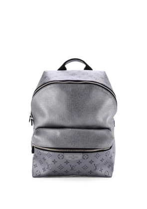 Louis Vuitton Pre-Owned Discovery Monogram Taigarama PM backpack - Silver
