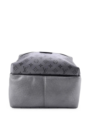 Louis Vuitton Pre-Owned Discovery Monogram Taigarama PM backpack - Silver